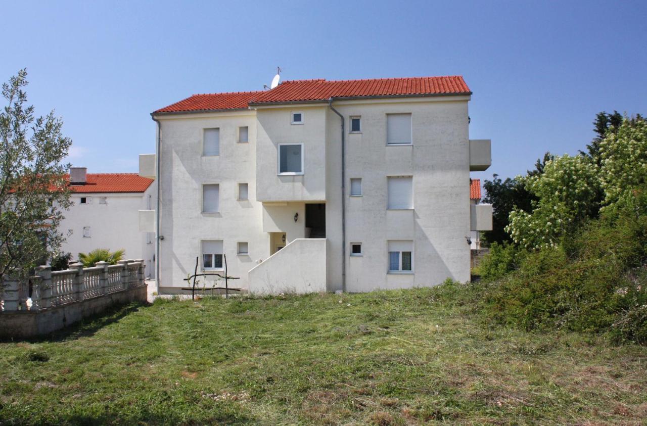 Apartments And Rooms With Parking Space Sveti Vid, Krk - 5323 Exterior photo